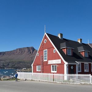 Hotel Disko Island